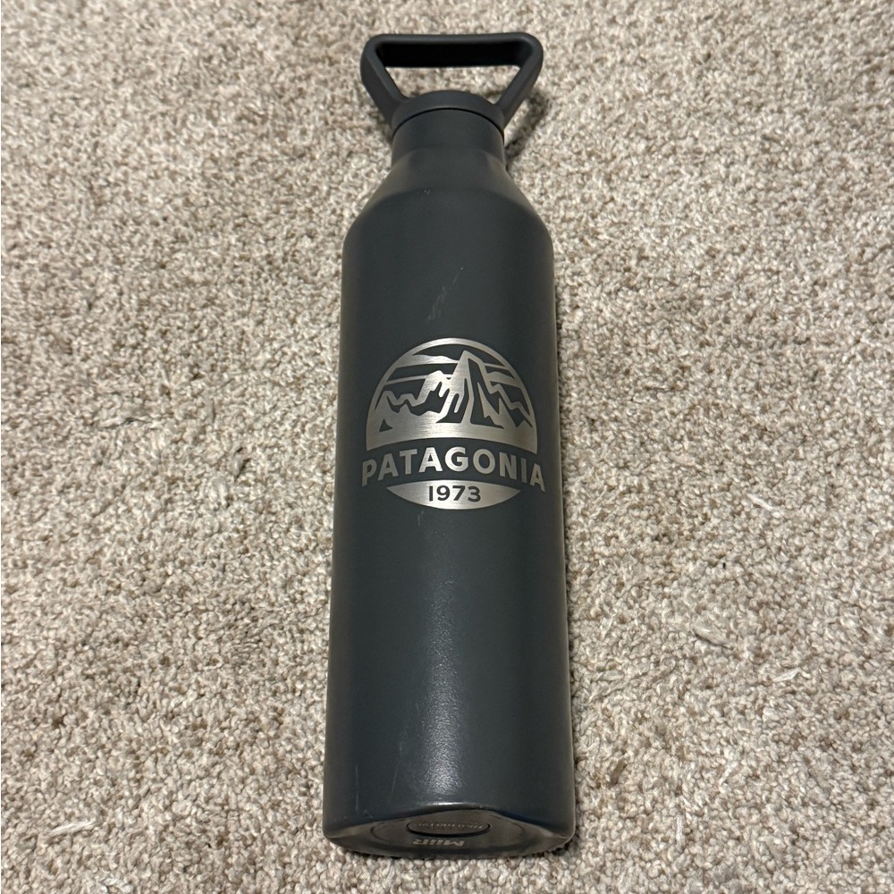 Patagonia Water Bottle MiiR Pataloha Limited Edition Rare 23oz stainless steel